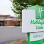 Holiday Inn & Suites entrance sign
